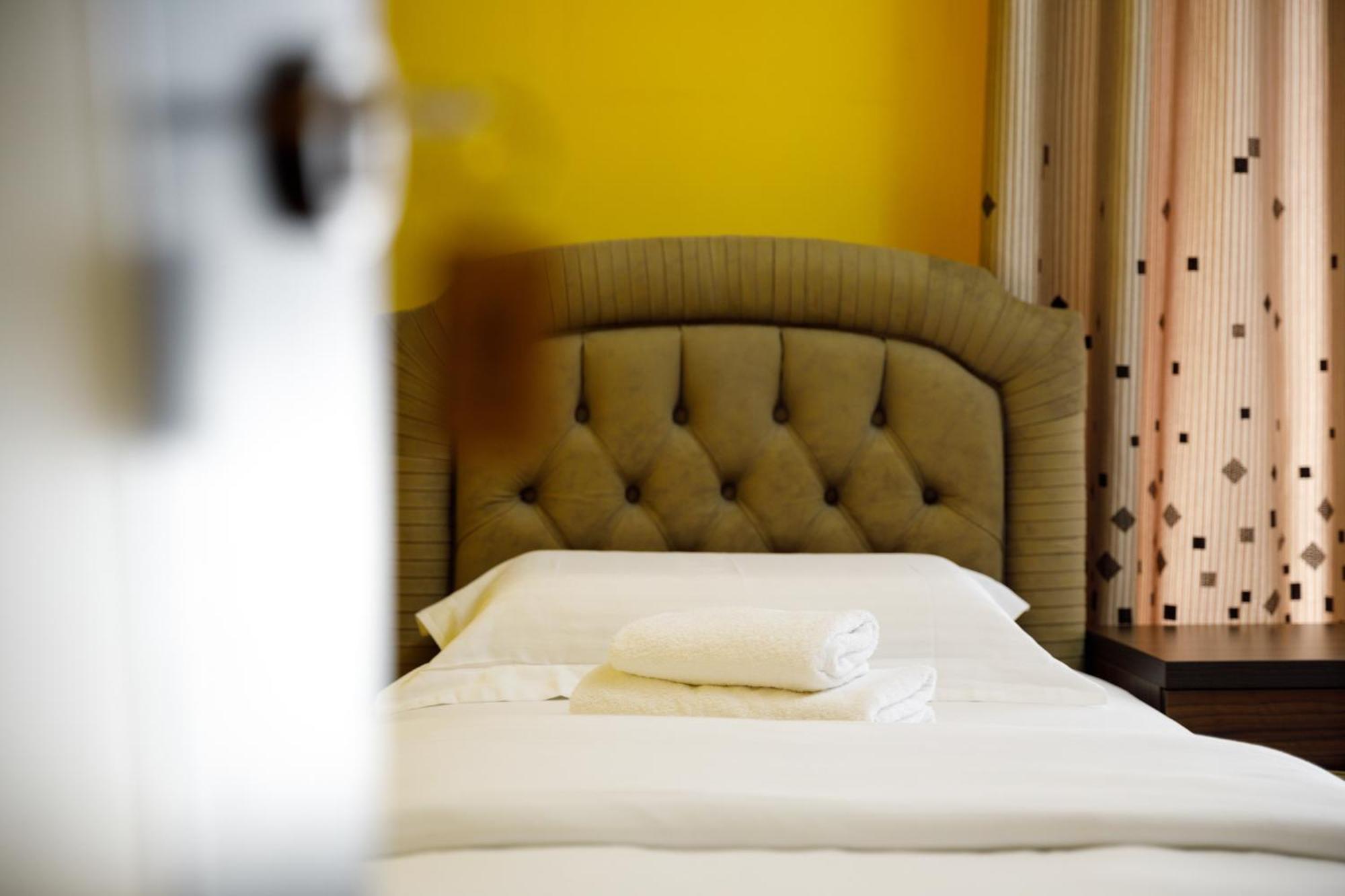 Bora Hotel Gjirokastër Dış mekan fotoğraf