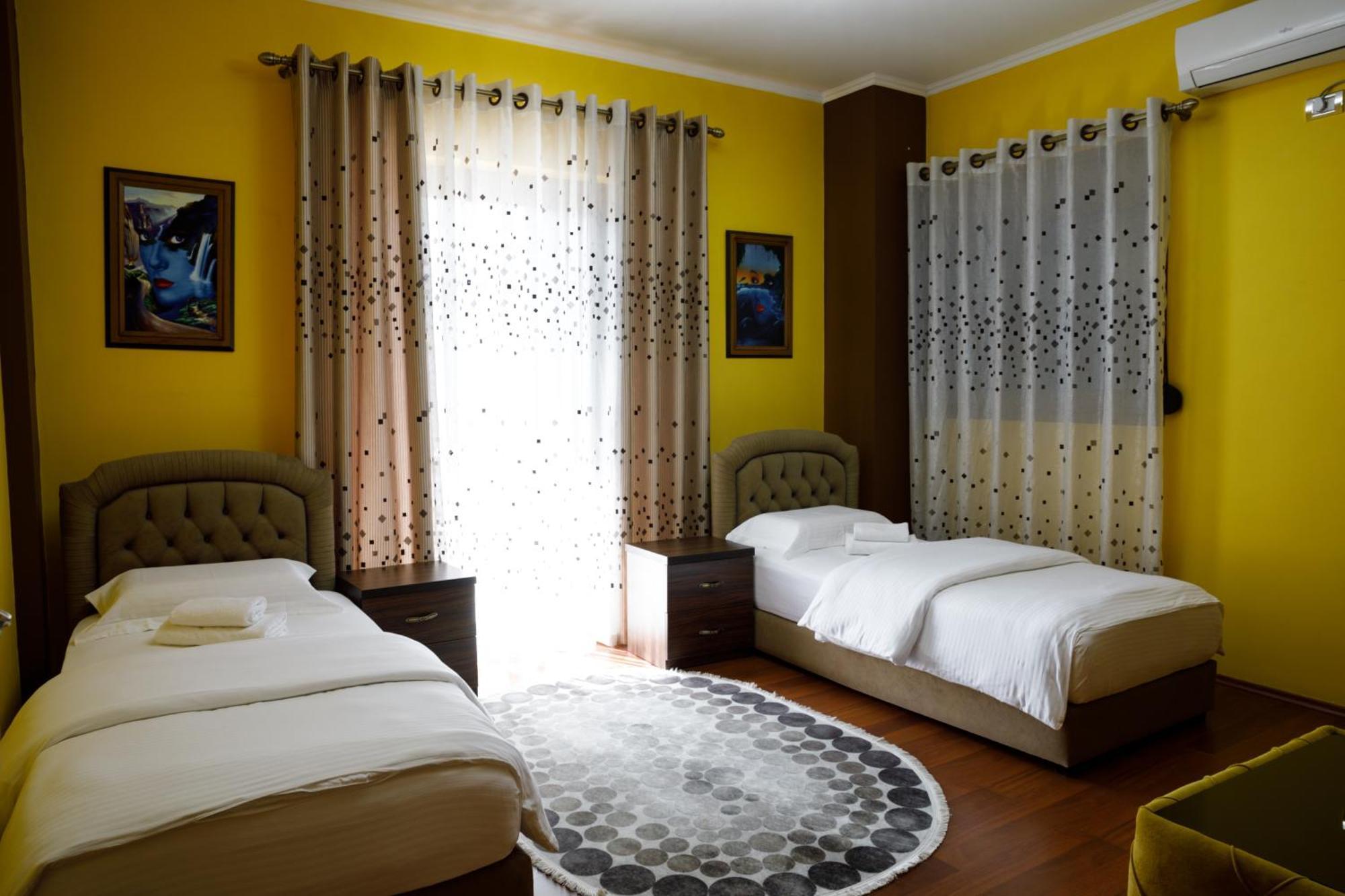 Bora Hotel Gjirokastër Dış mekan fotoğraf