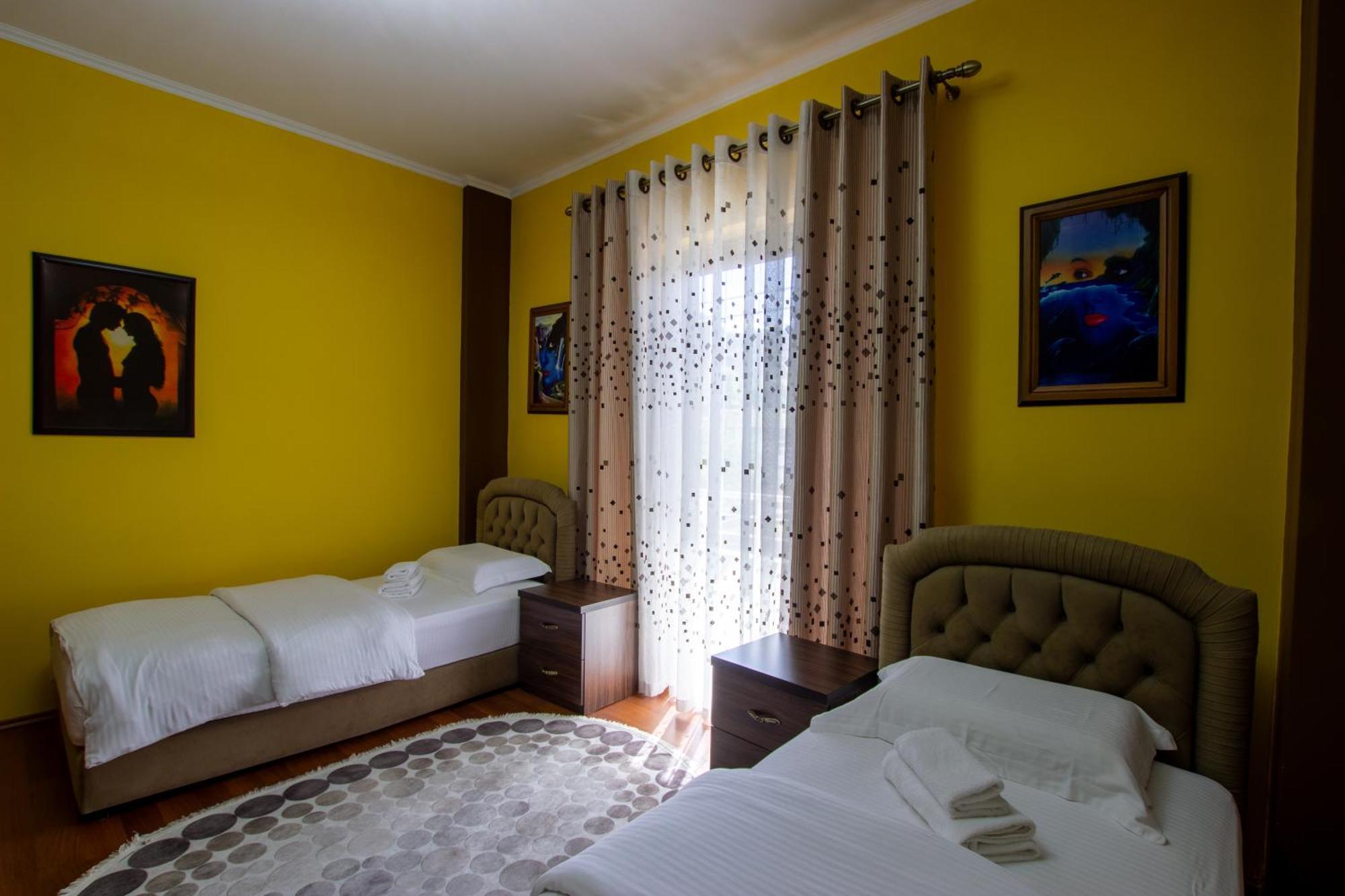 Bora Hotel Gjirokastër Dış mekan fotoğraf
