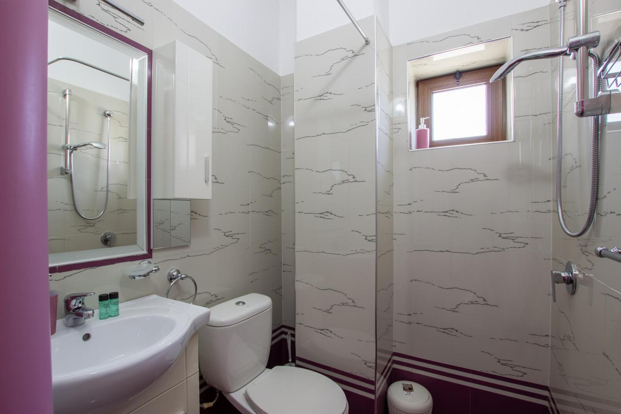 Bora Hotel Gjirokastër Dış mekan fotoğraf