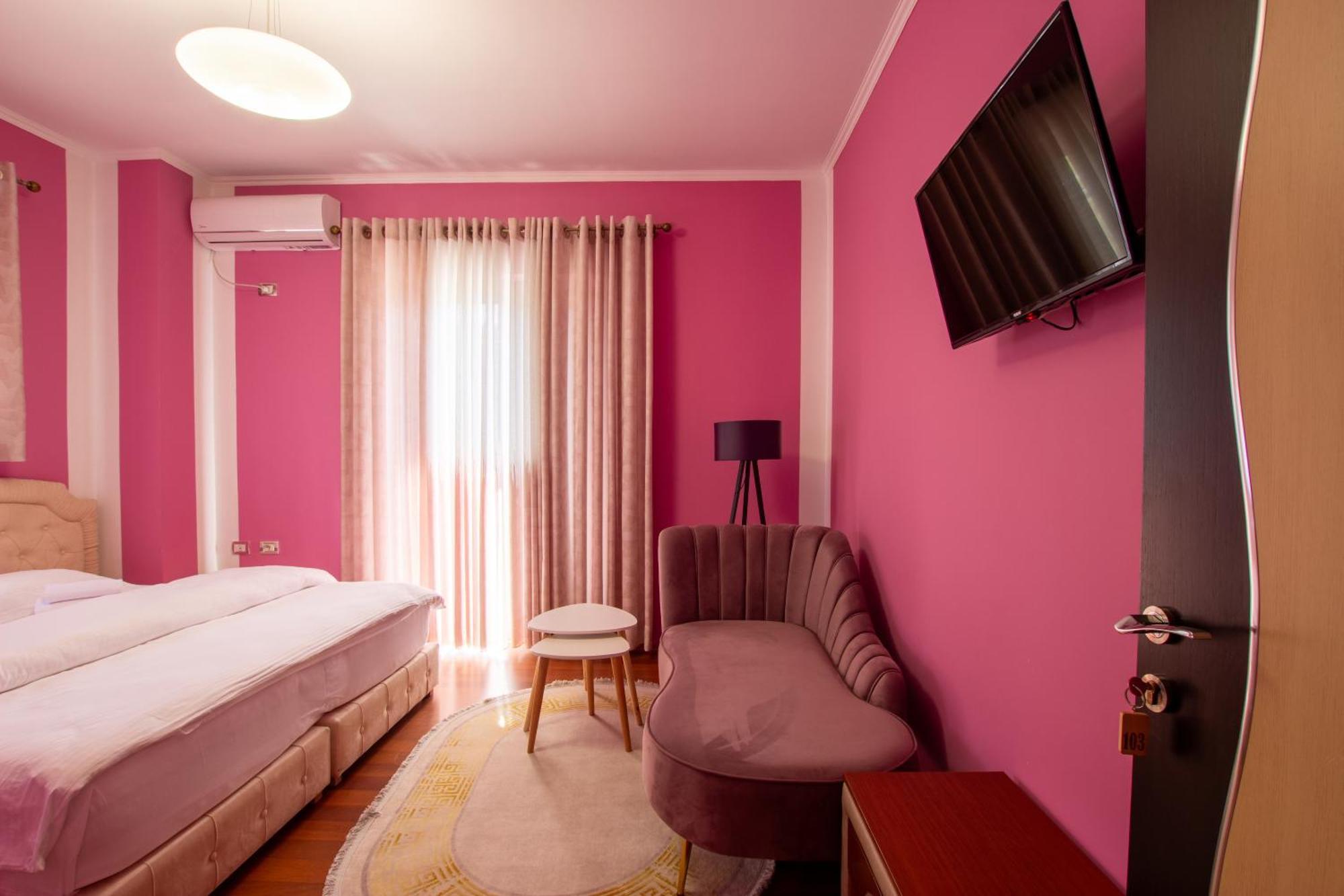 Bora Hotel Gjirokastër Dış mekan fotoğraf